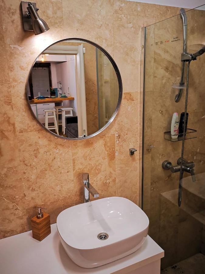 Hotel Diana'S Place Downtown à Bucarest Extérieur photo